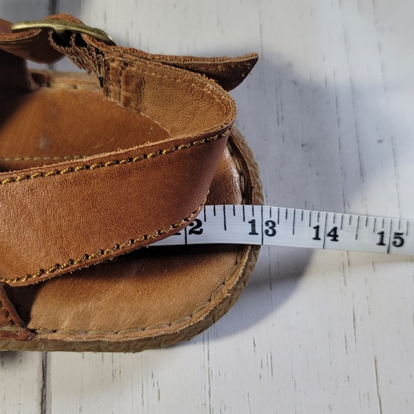 Men\'s Brown Leather Fisherman Sandals